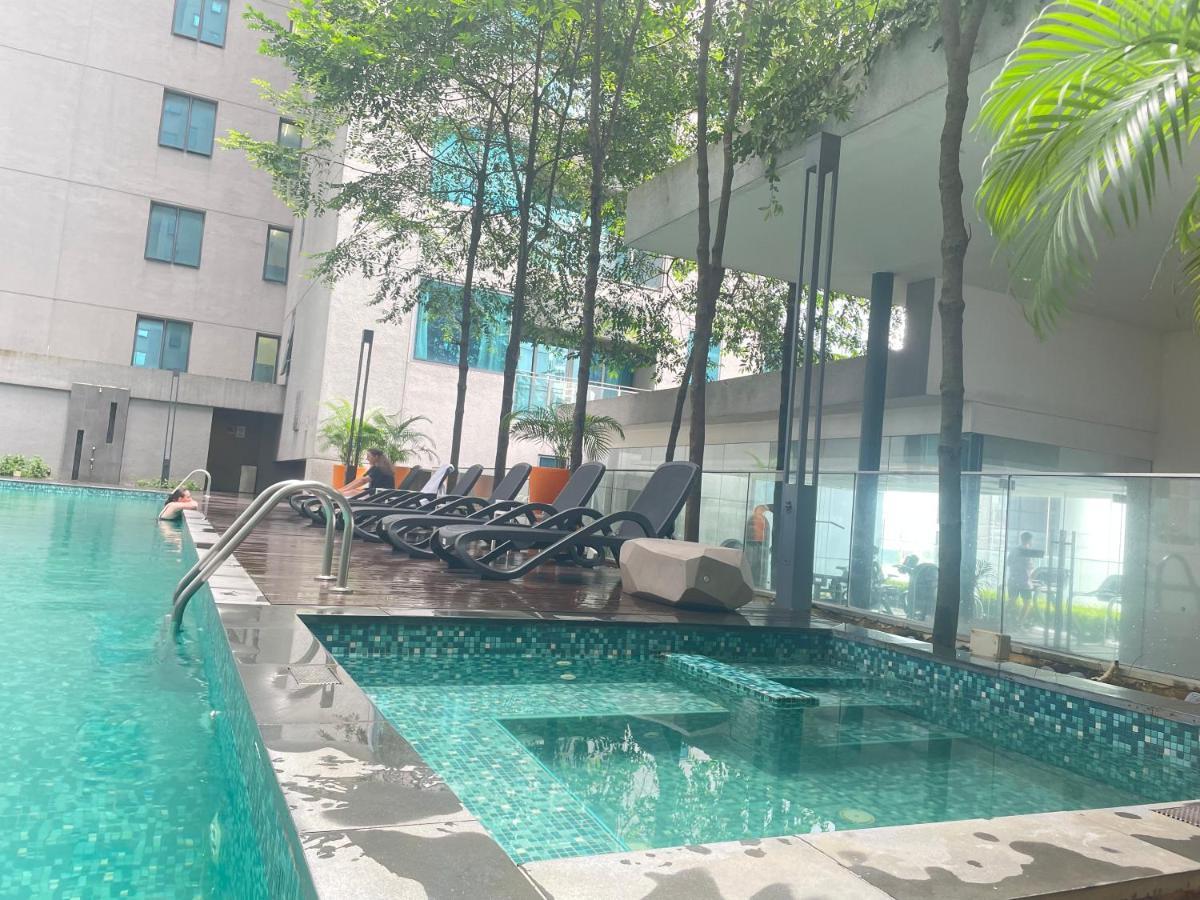 Kuala Lumpur Cherry Suites At Mercu Summer Suites Klcc Bagian luar foto
