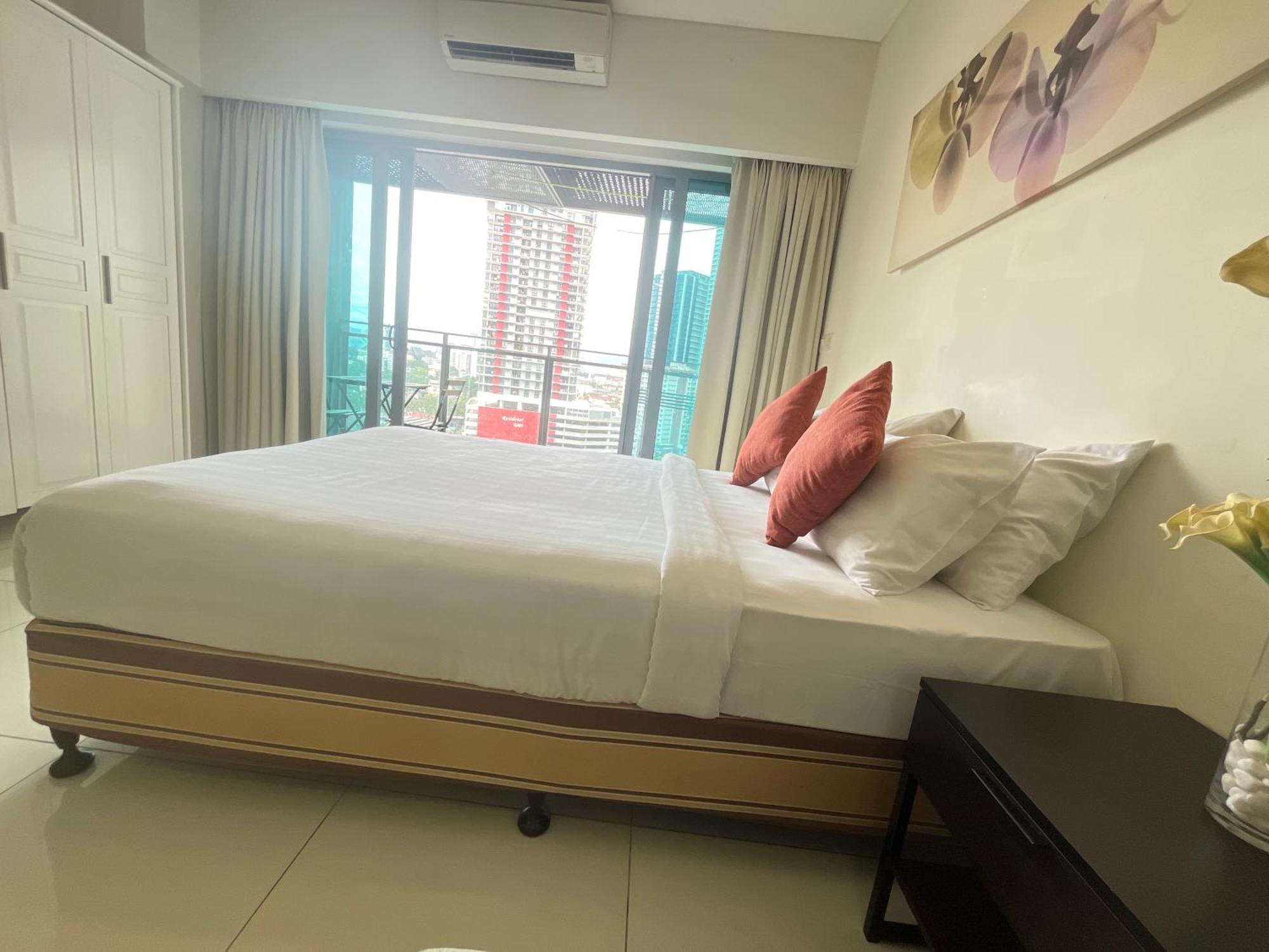 Kuala Lumpur Cherry Suites At Mercu Summer Suites Klcc Bagian luar foto